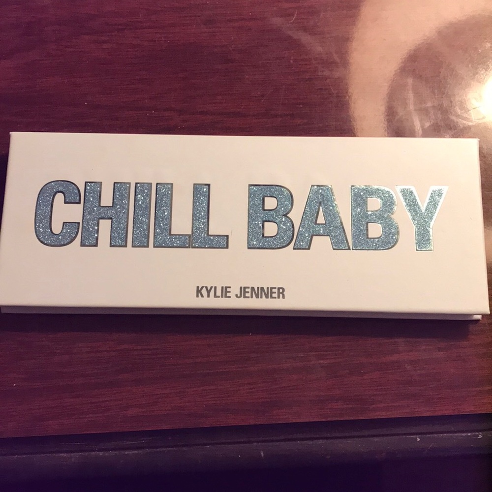 Kylie Cosmetics Chill Baby